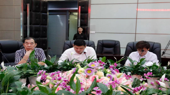 騰(téng)遠惠雲-中雲供(gòng)應鍊金融深圳(zhèn)展示應用說明(míng)峰會在中亞矽(xī)谷海岸會議廳(ting)舉行