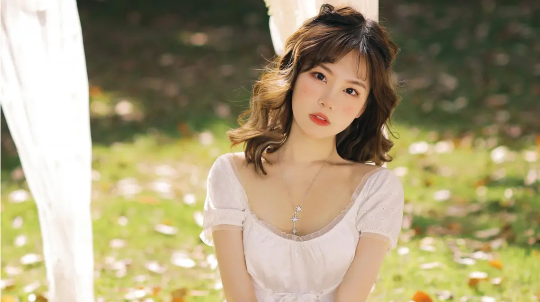 疫情下服裝行業(ye)迎來嚴峻大考!翰(han)飛科技“虛拟試衣(yi)”已成必然趨勢