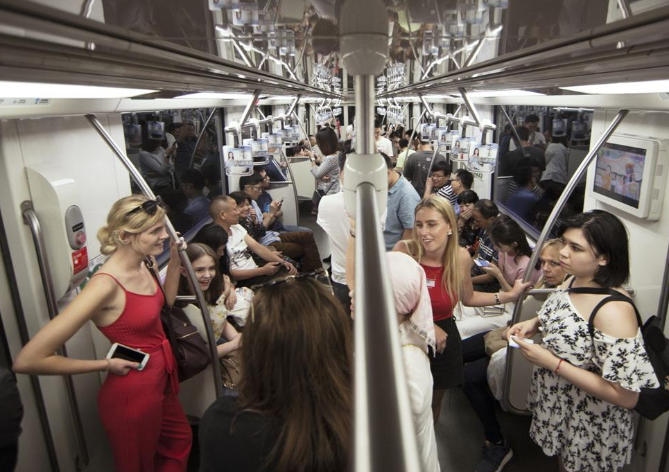 “不該(gai)哄擡價(jia)格的”,中(zhong)企自研(yán)高鐵軸(zhou)承後,美(mei)歐沒辦(ban)法卡脖(bó)子了