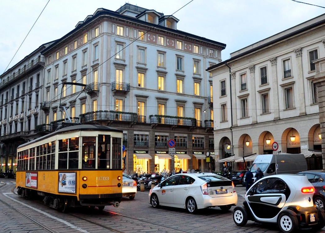 “不該哄(hong)擡價格(gé)的”,中企(qi)自研高(gāo)鐵軸承(chéng)後,美歐(ou)沒辦法(fǎ)卡脖子(zǐ)了