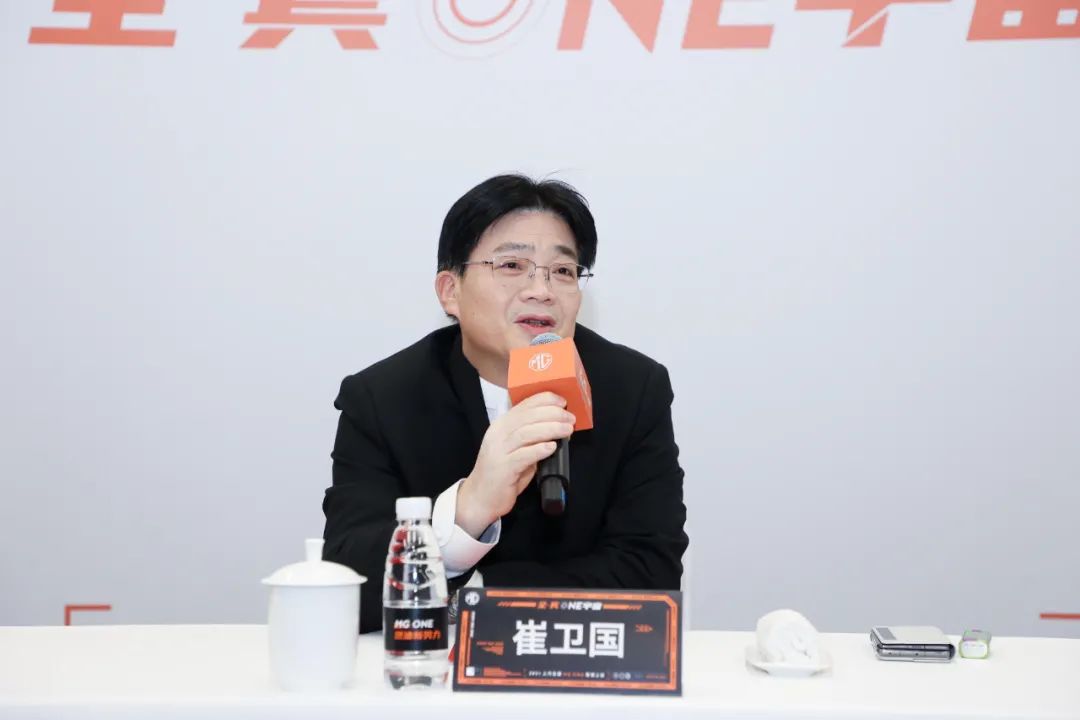 讓更(geng)多的年(nian)輕人享(xiǎng)受前沿(yan)科技,MG ONE的(de)護城河(hé)非常深(shen)