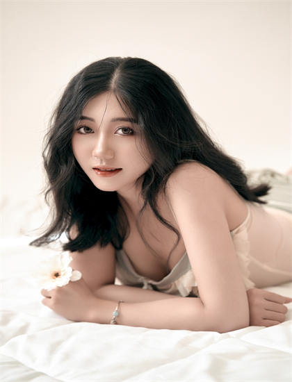 校园剧《前任空姐羽田惠理子》角色魅力：历史的事件再现与当代启示 认识表演艺术的价值